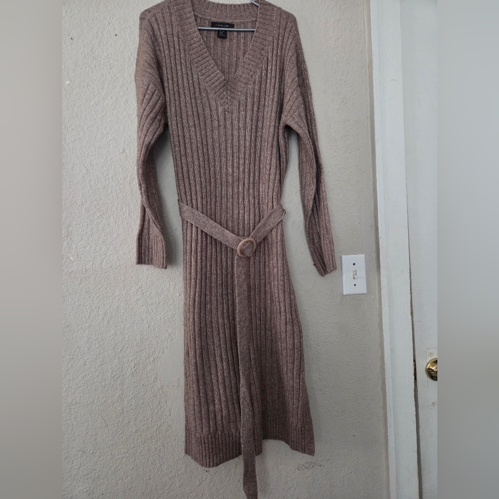 Tahari Elegant Brown Knit Dress